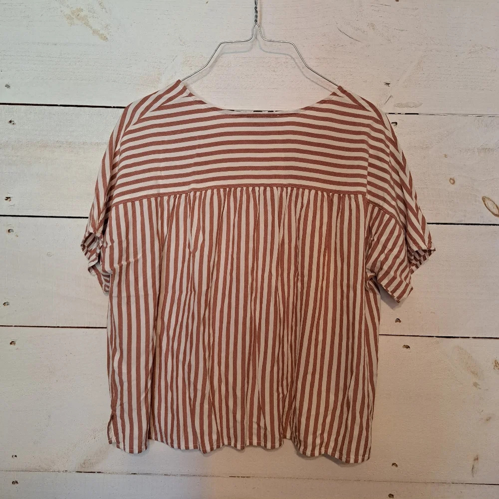 Madewell Rhyme Button-Front Top in Stripe Play. Size small - Picture 3 of 5